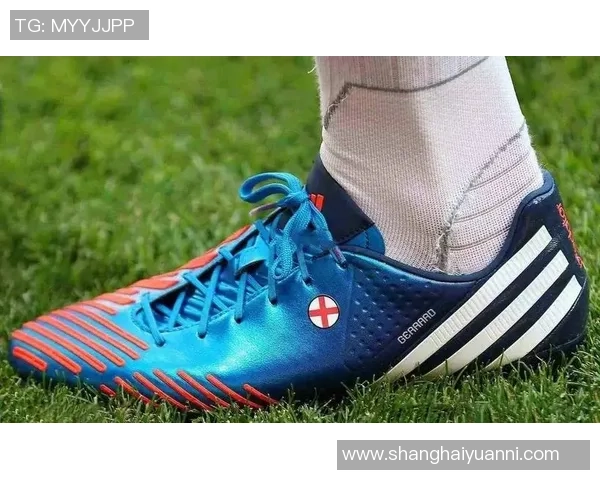 穿绿色球鞋驰骋绿茵场的足球明星是谁 他为何独爱这款球鞋